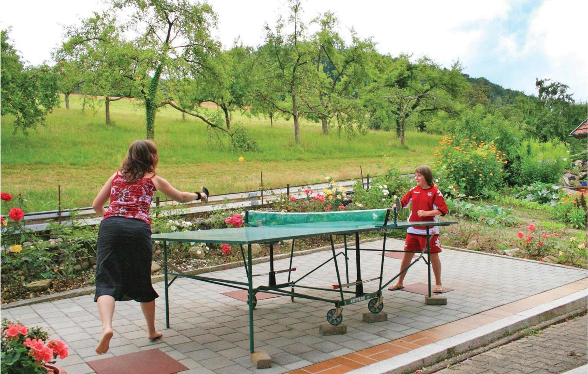 2 Bedroom Awesome Apartment In Welschensteinach Ngoại thất bức ảnh